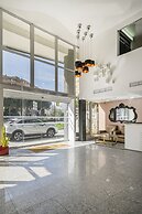 Urban Hotel Amadeos