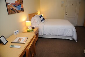 Smugglers Cove Inn