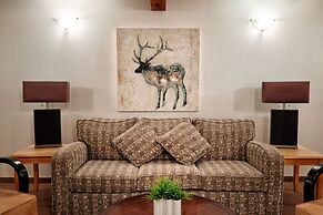 Smugglers Cove Inn