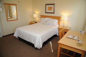 Smugglers Cove Inn