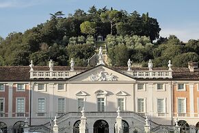 Villa Fenaroli Palace Hotel