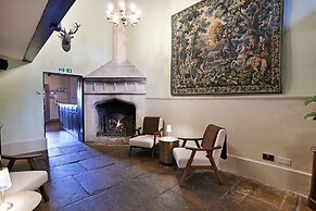 Stanton Manor Hotel