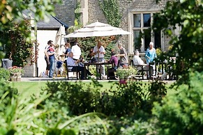 Stanton Manor Hotel