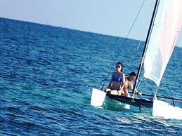 St. George's Caye Resort
