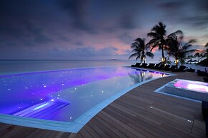 Kuredu Island Resort