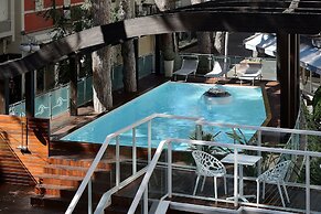 Hotel Concord