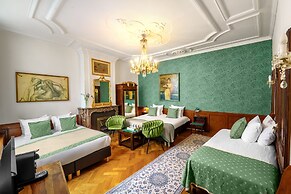 Hotel des Arts