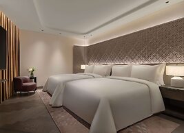 Conrad Urumqi