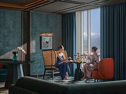 Conrad Urumqi
