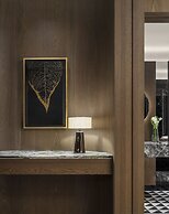 Conrad Urumqi