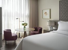 Conrad Urumqi