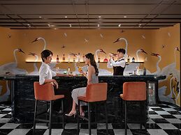 Conrad Urumqi