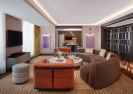Conrad Urumqi