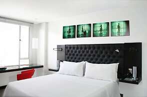 104 Art Suites