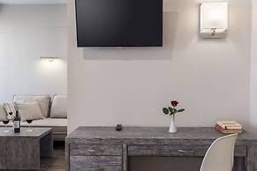 Bio Suites Hotel