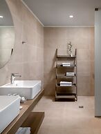 Bio Suites Hotel