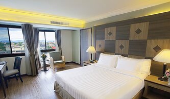 Amora Hotel Tapae Chiang Mai