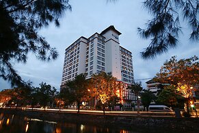 Amora Hotel Tapae Chiang Mai