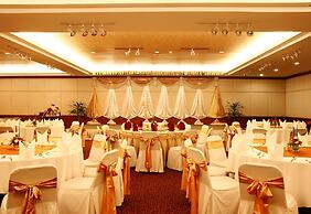 Amora Hotel Tapae Chiang Mai