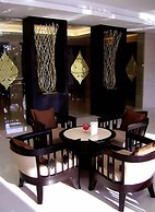 Amora Hotel Tapae Chiang Mai