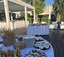 Oxygen Lifestyle Hotel