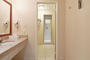 Travelodge by Wyndham Trenton