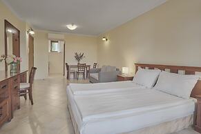 Santa Marina Holiday Village