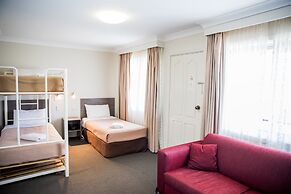 Lilac City Motor Inn