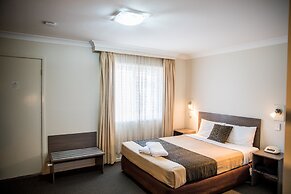 Lilac City Motor Inn