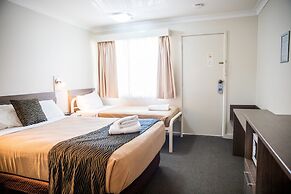Lilac City Motor Inn