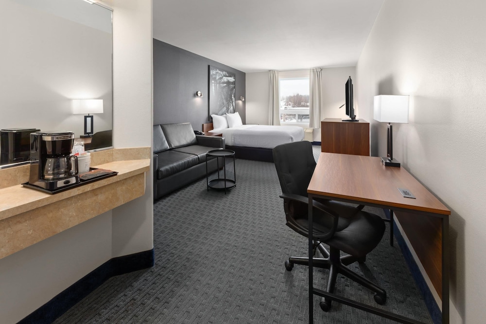Super 8 by Wyndham Trois-Rivieres