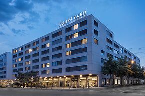 Courtyard by Marriott Zurich North