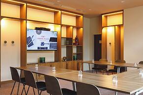 Crowne Plaza Lyon - Cité Internationale by IHG