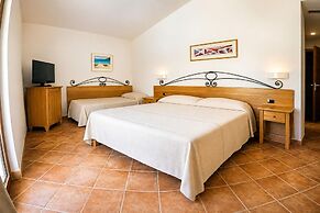 Hotel Villa Gustui Maris