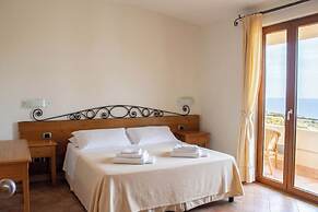 Hotel Villa Gustui Maris