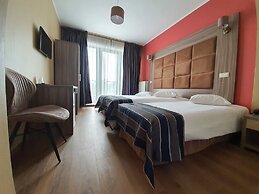 Hotel Midi - Zuid