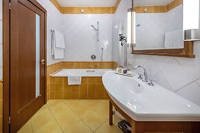 Grotthuss Boutique Hotel