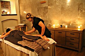 Grotthuss Boutique Hotel