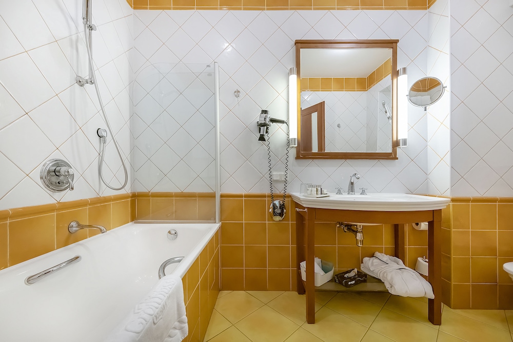 Grotthuss Boutique Hotel