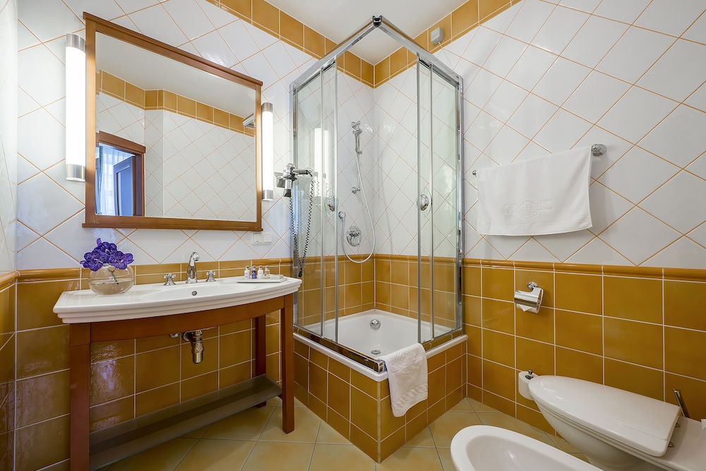 Grotthuss Boutique Hotel