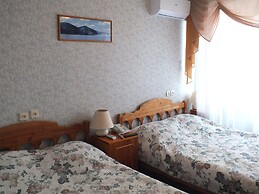 Hotel Rossiya