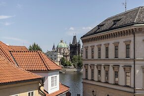 Pytloun Kampa Garden Hotel Prague