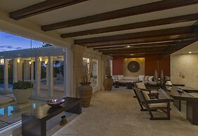 Tortuga Bay Hotel