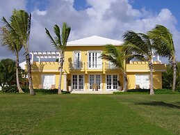 Tortuga Bay Hotel