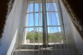 Hotel Iris