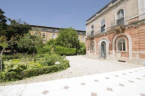 Hotel Iris