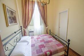Hotel Iris