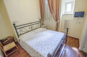 Hotel Iris
