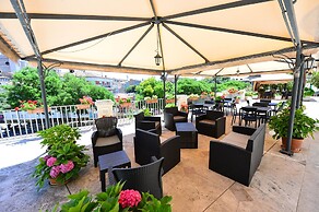 Hotel Iris