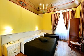 Hotel Iris